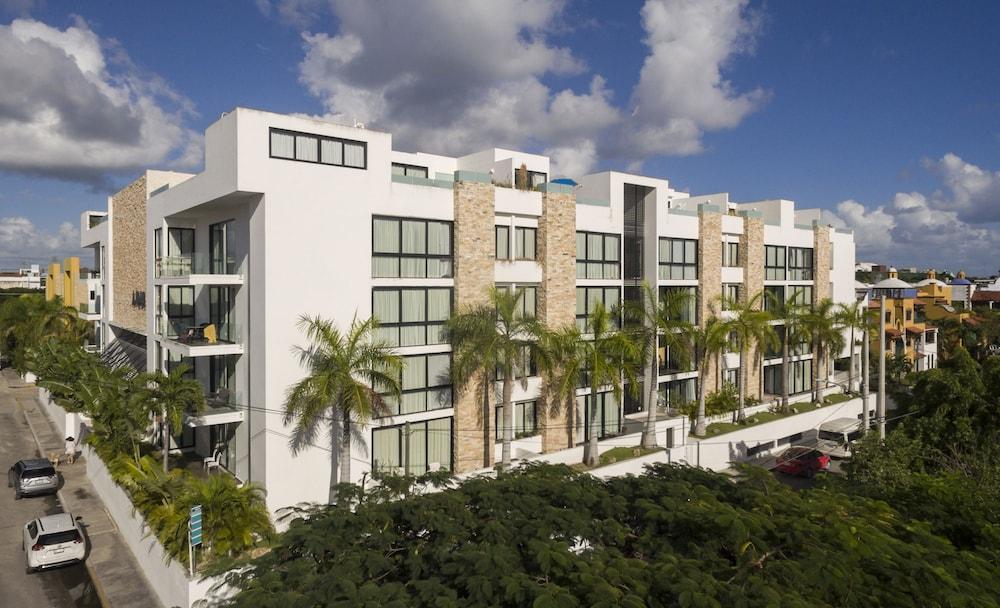 Anah Suites Playa del Carmen Exteriör bild